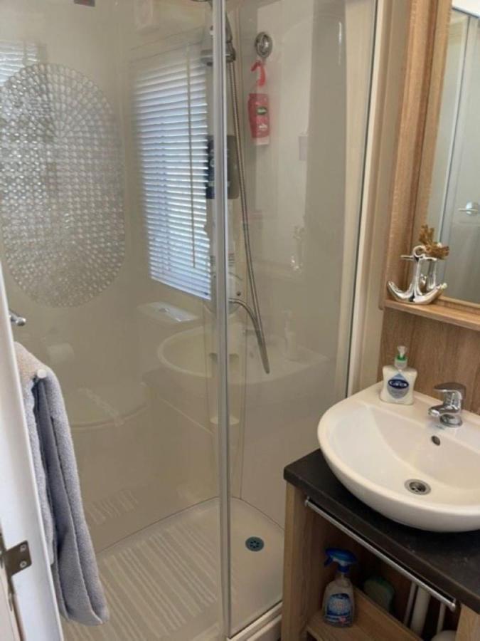 Beautiful Spacious Holiday Home - Romney Sands New Romney Extérieur photo