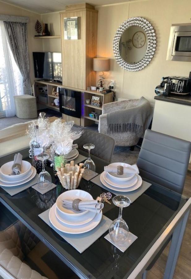 Beautiful Spacious Holiday Home - Romney Sands New Romney Extérieur photo