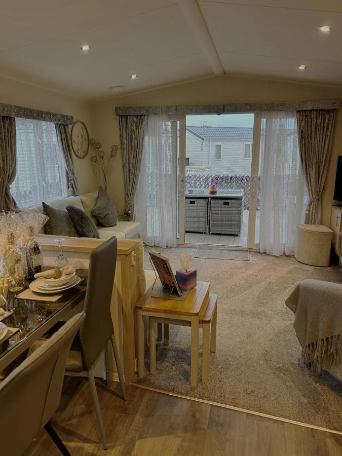 Beautiful Spacious Holiday Home - Romney Sands New Romney Extérieur photo